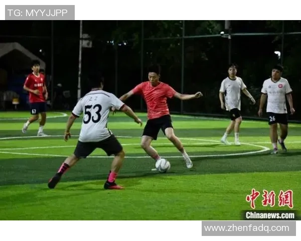 醉酒踢足球的疯狂夜晚与意外趣事的真实记录